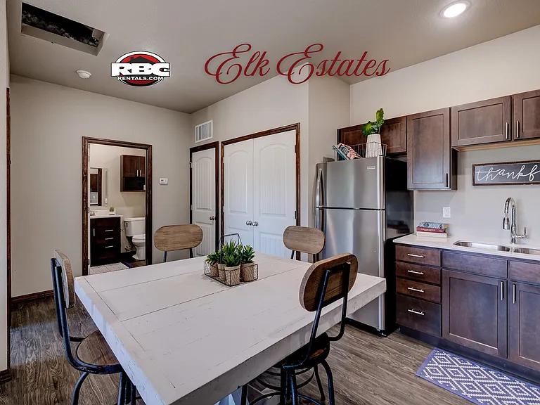 Elk Estates, Carthage, MO — Photo 16