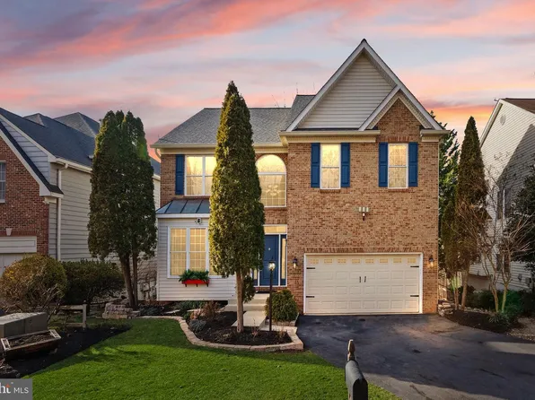 21147 Brookside Ln, Sterling, VA 20165