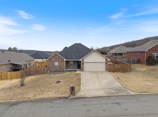 12 Chetay Dr, Cabot, AR 72023