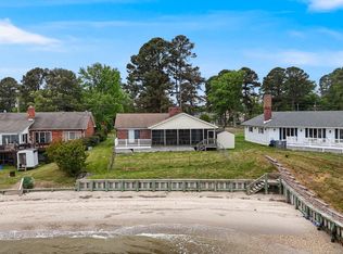899 N Glebe Rd, Montross, VA 22520