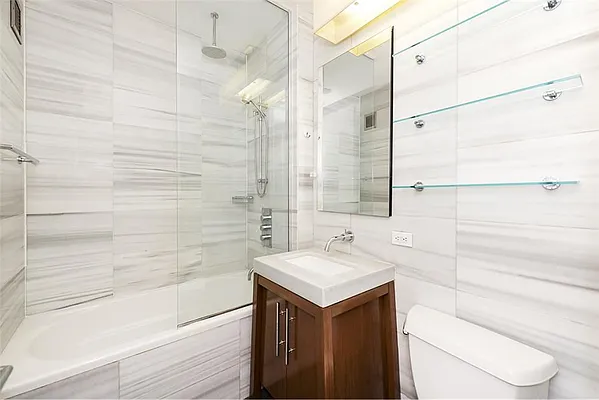 Rented by R New York | media 22