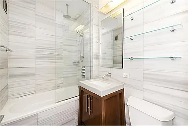 Rented by R New York