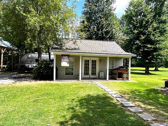 3rd image of 14235 Waterloo Dr
