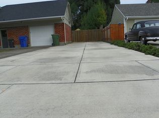 2184 Laurel Ave NE, Salem, OR 97301