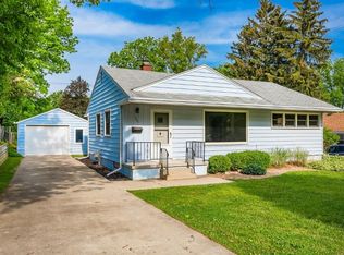 1441 Hatcher Cres, Ann Arbor, MI 48103