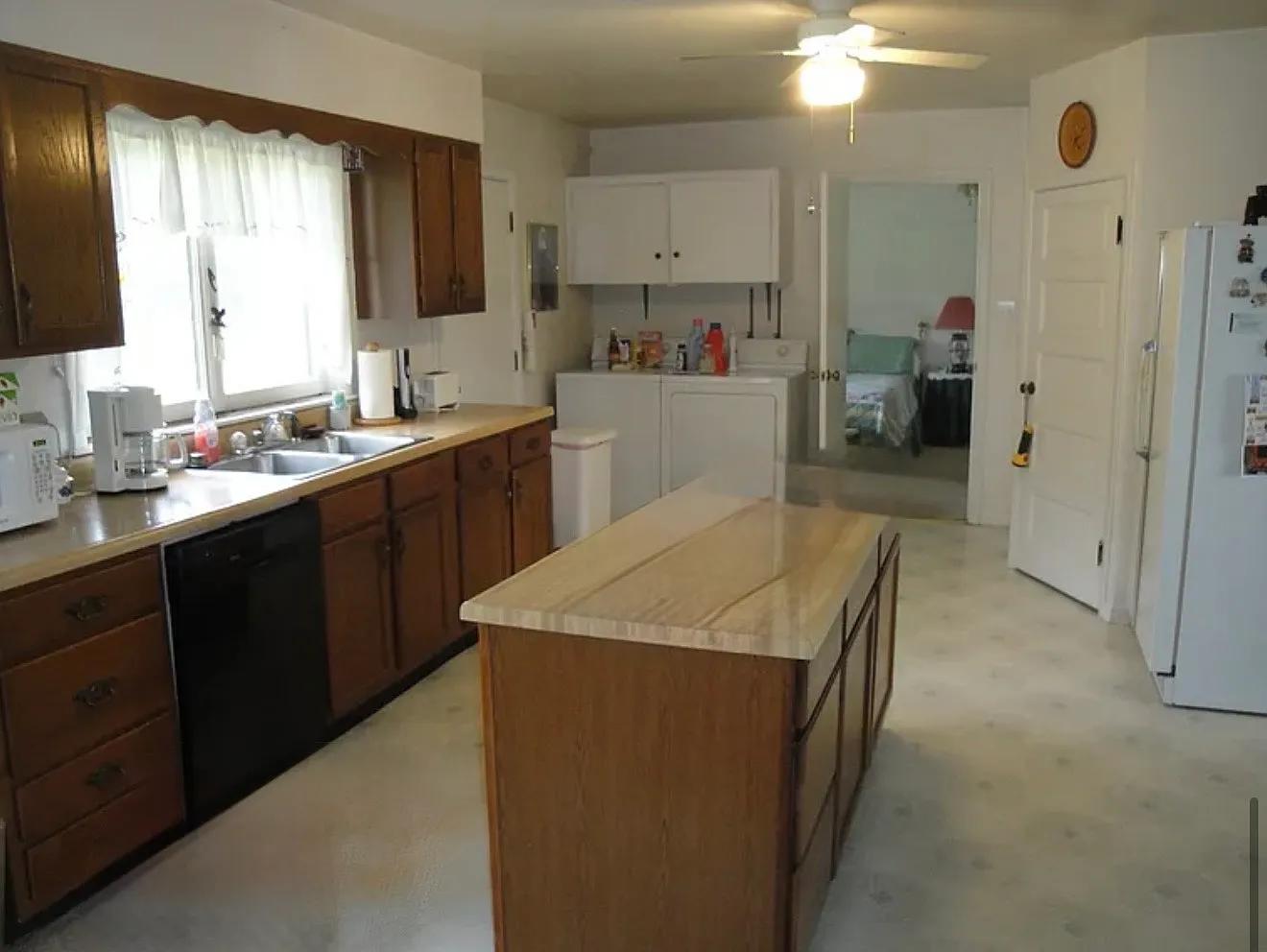 3 bed, 1460 sqft, $1,825 — Photo 3