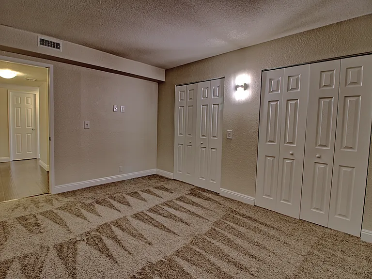3111 Bel Air Dr #8E — Photo 1