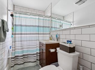 28 Warwick Rd #1, Watertown, MA 02472