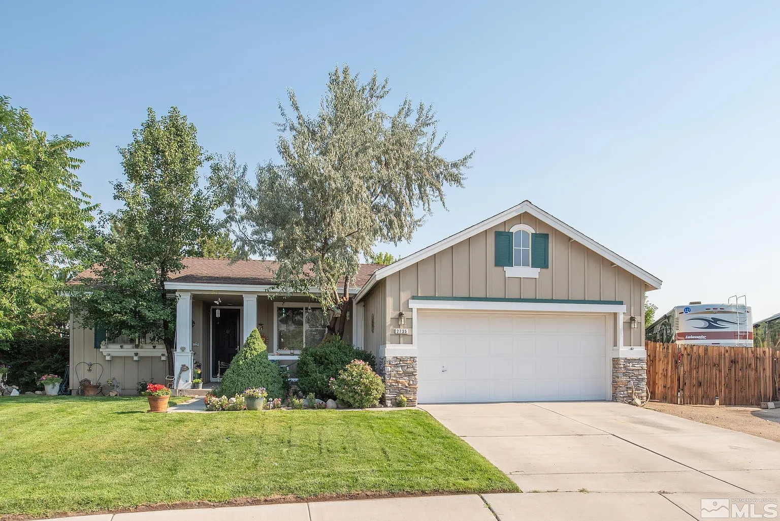 2735 Falcon View Ct photo 1
