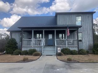 7 Gulley Ln, Salters, SC 29590