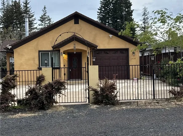 1528 Della Ln, Paradise, CA 95969