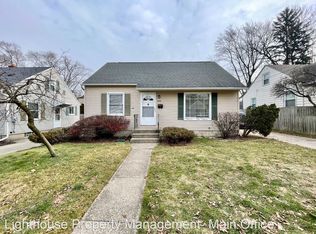 1544 Edward Ave SE, Grand Rapids, MI 49507