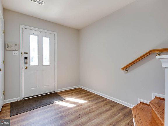 4th image of 7552 Moraine Dr