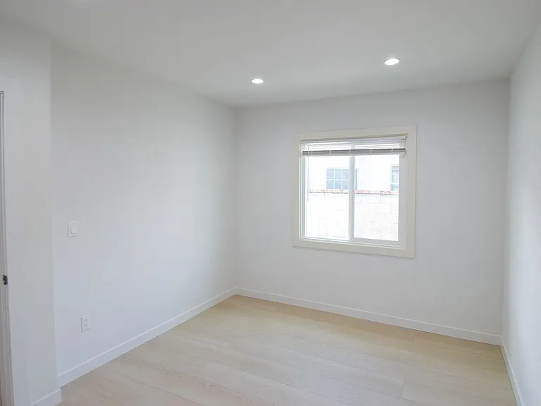 1837 Euclid St — Photo 25