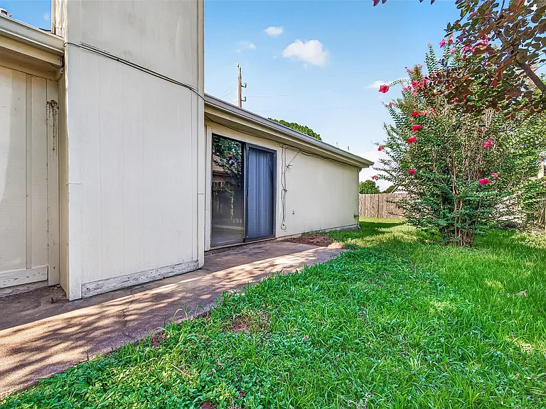 2322 Sunset Trl — Photo 23