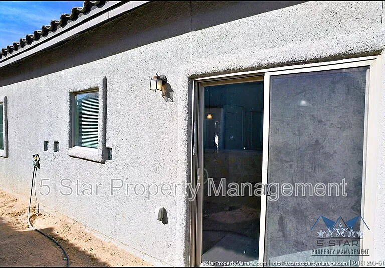 781 Croxdale St — Photo 38