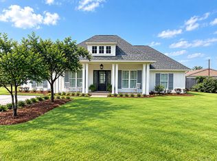 509 Cypress St, Leland, MS 38756