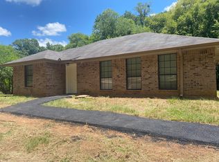 10151 Hill N Dale Rd, Tyler, TX 75709