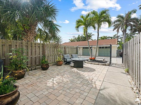 5th image of 3044 S Highway A1a #3