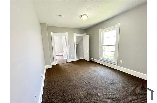 Building Photo - 229 Gates Ave #UP