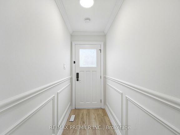 5th image of 21 Avon Cres
