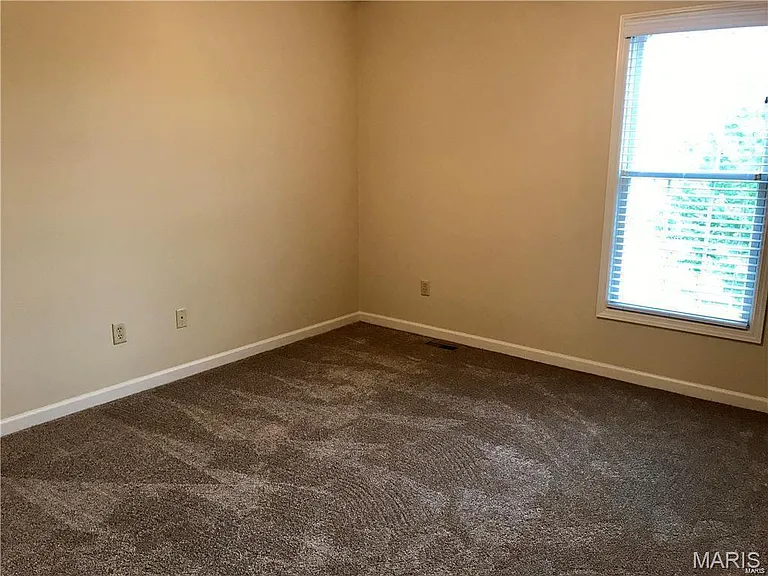 48 Deer Grove Dr — Photo 14