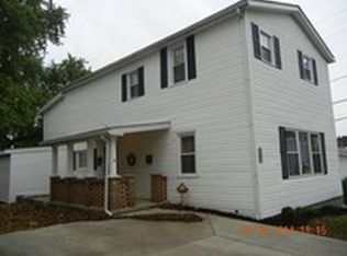 121 York St, Circleville, OH 43113