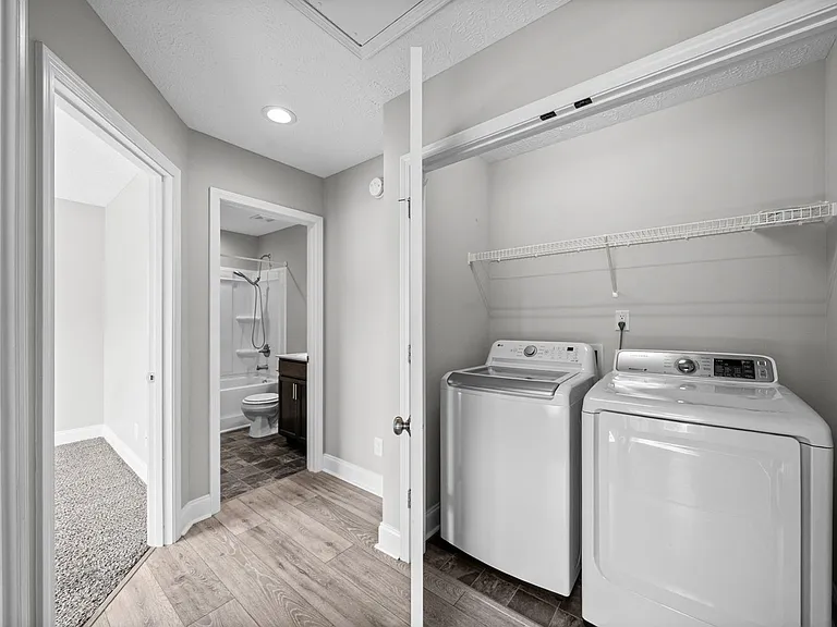 169 Bonnell Dr — Photo 14