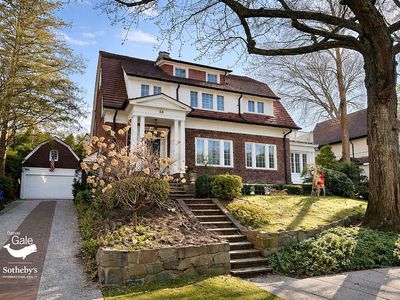 56 Shorthill Rd, Flushing, NY, 11375