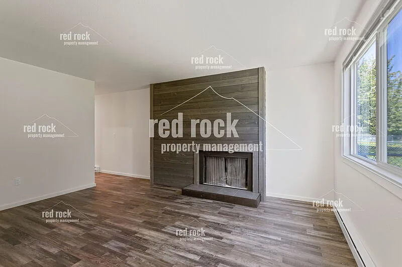 3901 W Spiers Ave — Photo 4