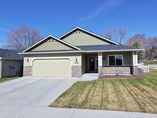 7132 W Devonwood Dr, Boise, ID 83714