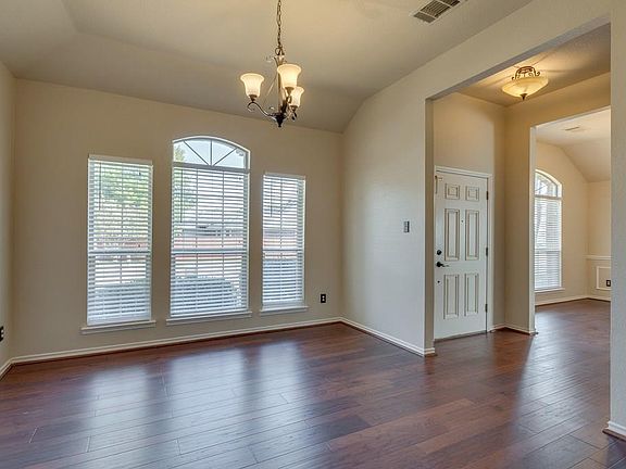 5th image of 3420 Cherry Blossom Ln