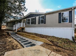 7627 Twin Ridge Dr, Cedar Hill, MO 63016