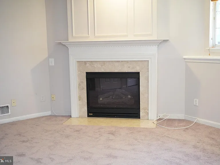 14882 Geranium Ct — Photo 48