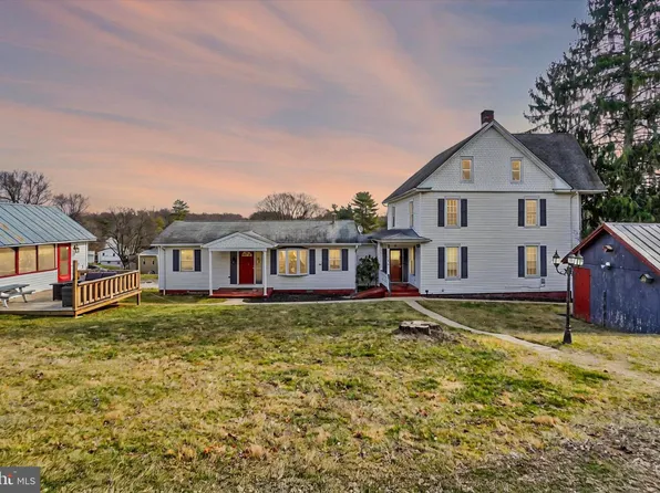 4 Spruce St, New Freedom, PA 17349