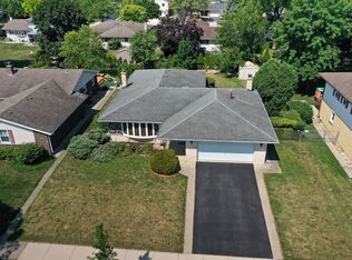 1218 S Dunton Ave, Arlington Heights, IL 60005