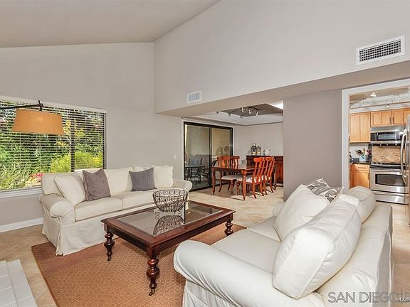 5th image of 10470 Ridgewater Ln