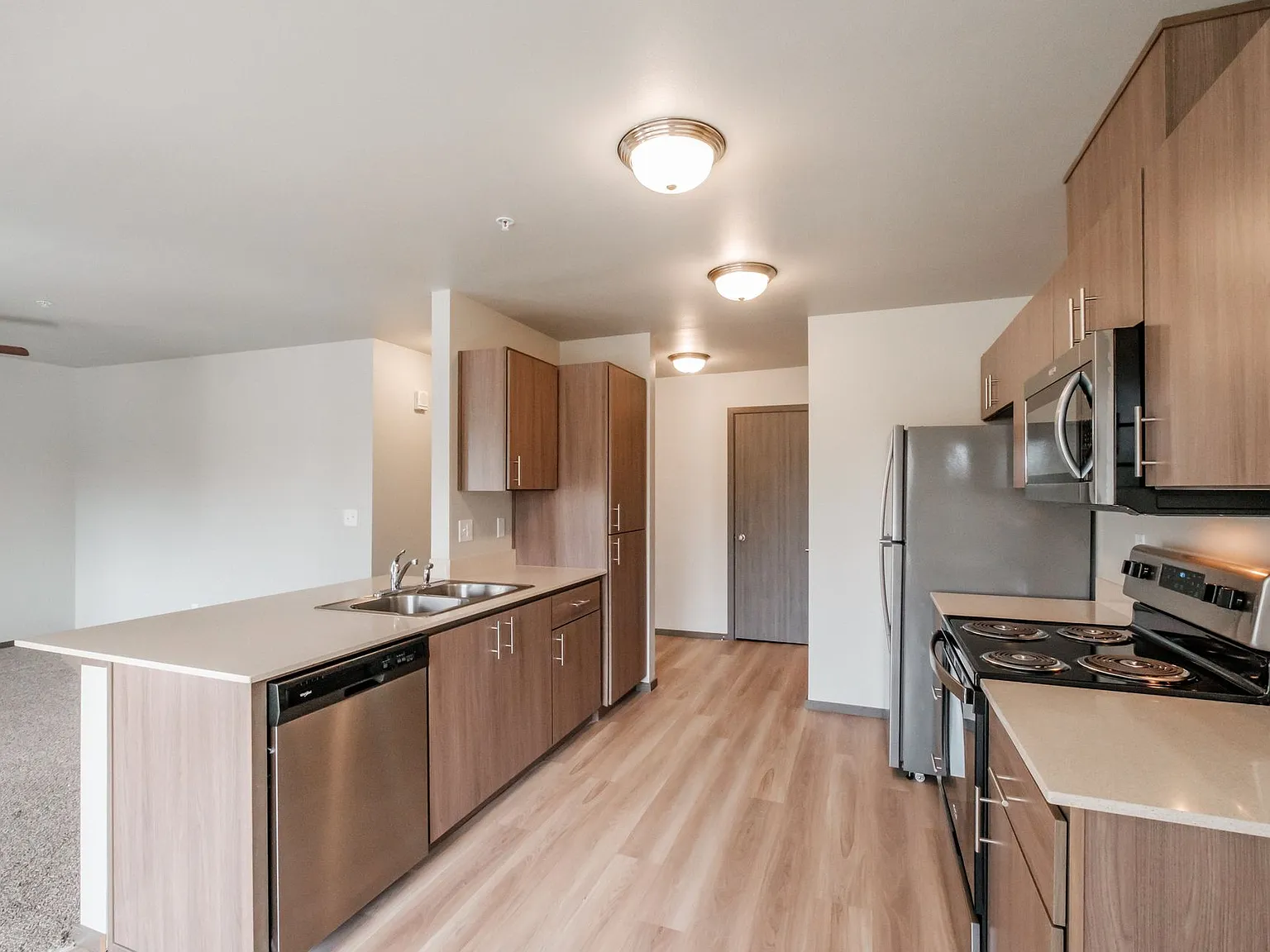 Jefferson Terrace Apartments — Photo 3