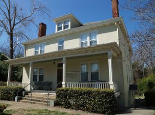 517 Ridge St APT E, Charlottesville, VA 22902