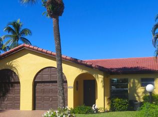 1047 Forest Lakes Dr, Naples, FL 34105