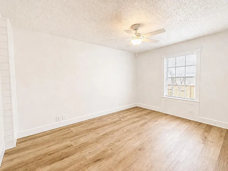 7 Carol Ct #A — Photo 8