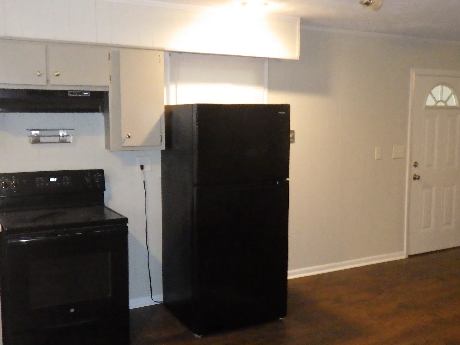 3 bed, 1302 sqft, $1,200 — Photo 4