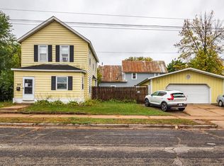 908 Gohres St, La Crosse, WI 54603