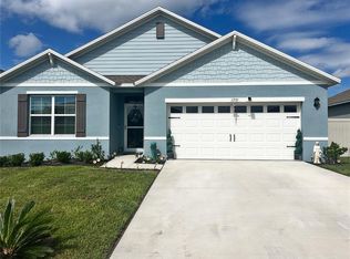 1771 Henin Cir, Tavares, FL 32778
