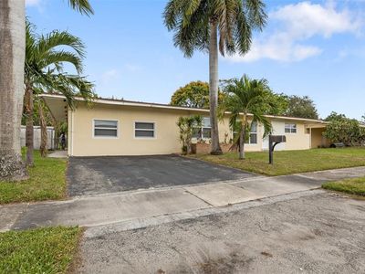 1161 NE 200th St, Miami, FL, 33179