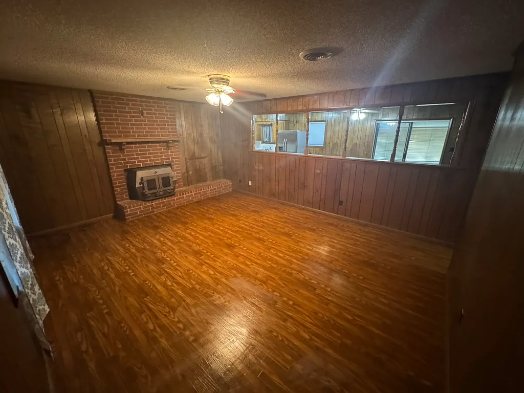 605 Bayless St. Wister - 1 — Photo 3