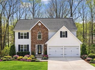 6705 N Glen Dr, Cumming, GA 30028