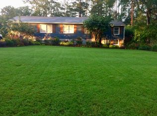 405 Seminole Ln, Trussville, AL 35173