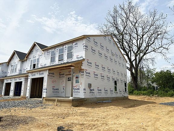 4th image of 131 Scotty Dr #1