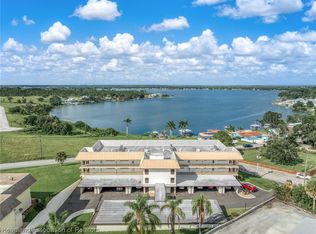 528 Lake Clay Dr S, Lake Placid, FL 33852
